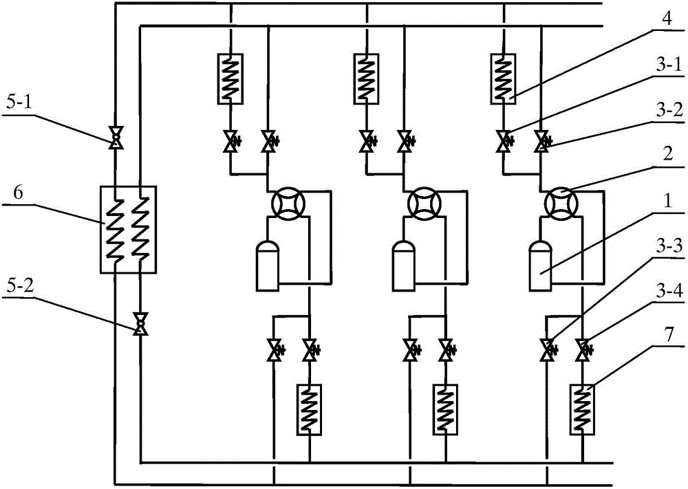 變流量單工質(zhì)并聯(lián)換熱器復(fù)疊熱泵系統(tǒng)的制作方法附圖